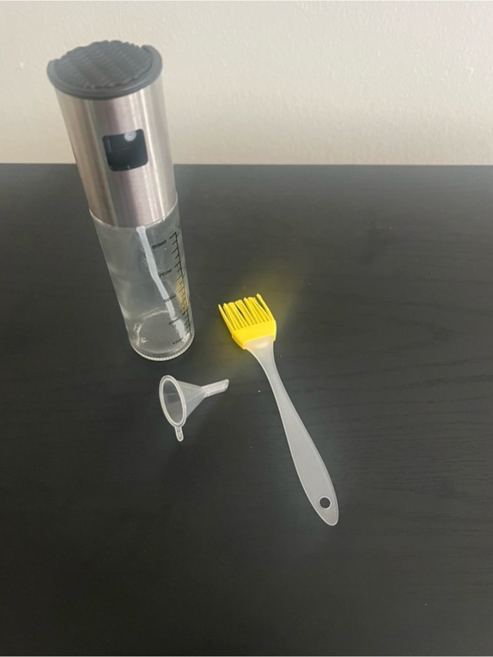 Stainless Oil Mister Spray Bottle with Yellow Silicone Basting Brush
